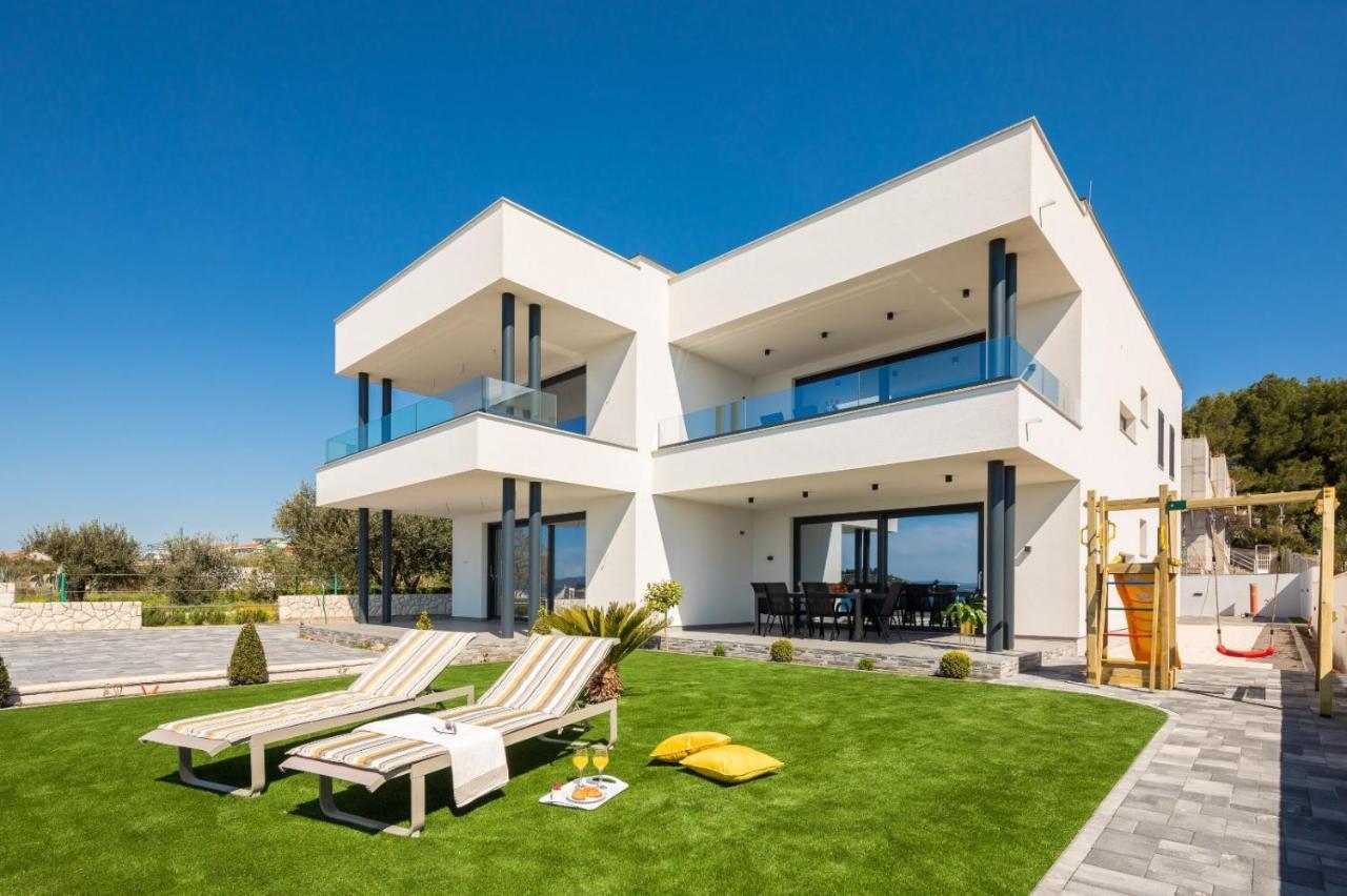 Luxury Apartment Blue Sky Pakoštane Екстериор снимка