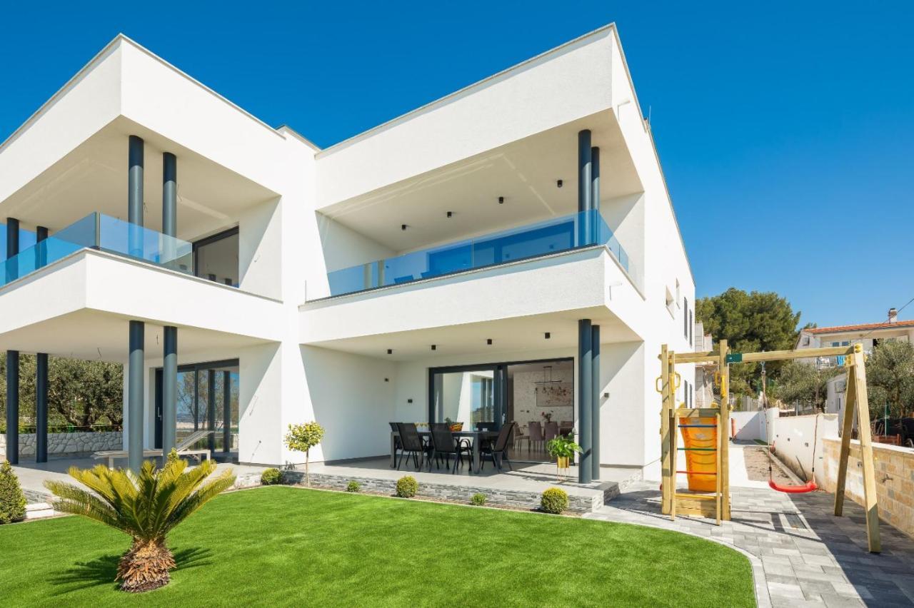 Luxury Apartment Blue Sky Pakoštane Екстериор снимка