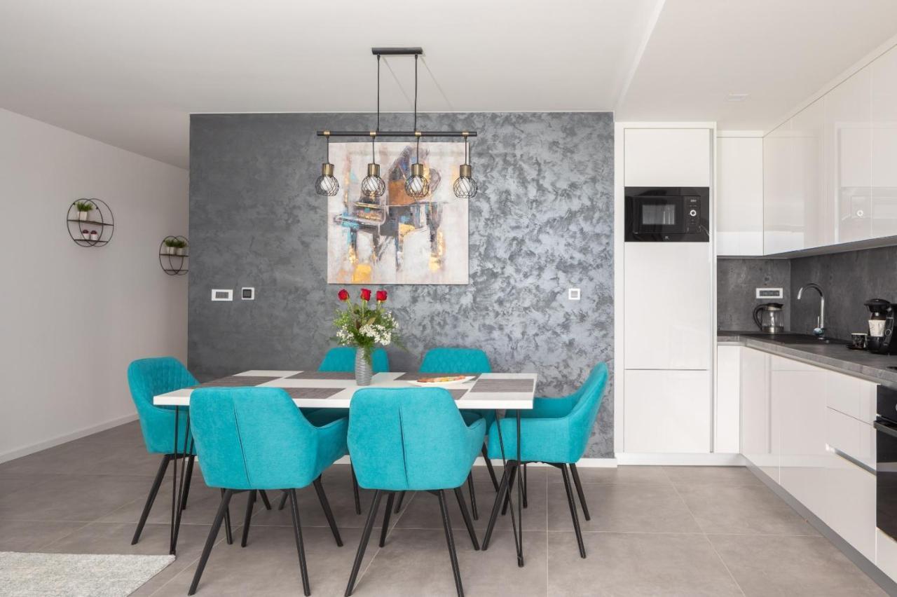 Luxury Apartment Blue Sky Pakoštane Екстериор снимка